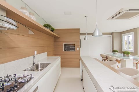 Image 22 - 233415